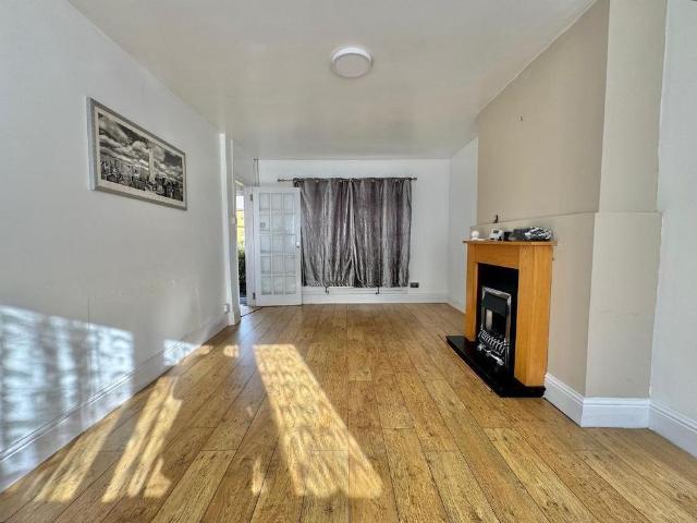 House for rent in Swan Village, Hill Top