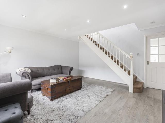 House for rent in Panshanger, Fretherne