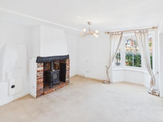 House for rent in Denham, Gerrards Cross and Chalfonts Community Board, Chalfont St. Peter