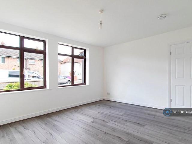 House for rent in Oak Hill Park, Calderstones