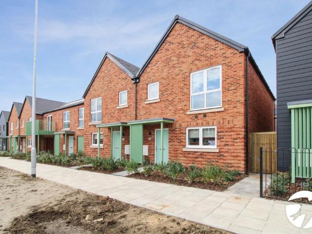House for rent in Swanscombe and Greenhithe, Monks Orchard