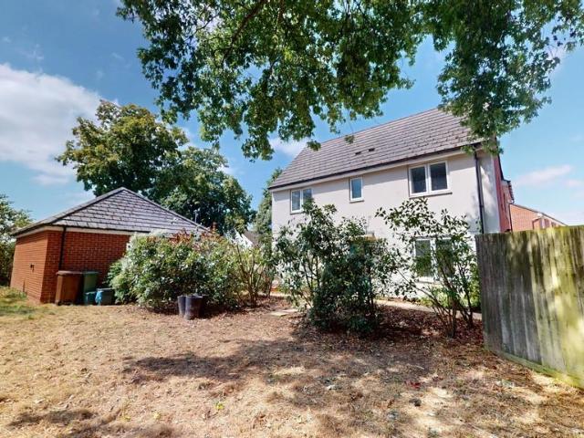 House for rent in Alstone, Golden Valley