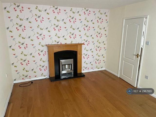 House for rent in Lillington, Green Close