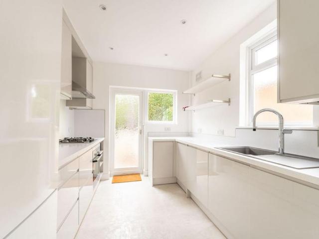 House for rent in Alperton, Greater London