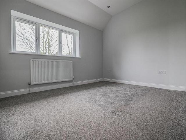 House for rent in Pouchen End, Hertfordshire