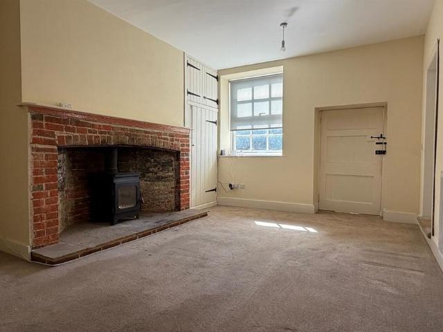 House for rent in Littlecote, West Sussex