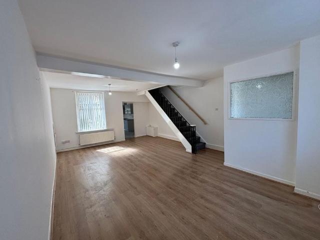 House for rent in Penrhiwceiber, Miskin