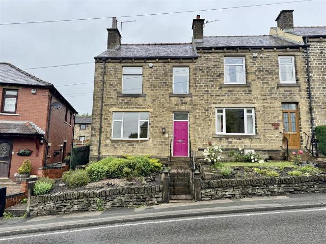 House for rent in Lascelles Hall, Kirkburton