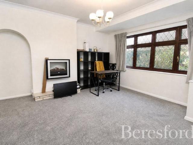 House for rent in London Borough of Havering, Greater London