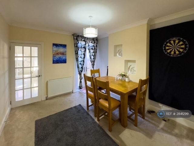 House for rent in Brooklands, Monks Orchard