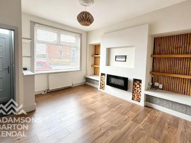 House for rent in Burnedge, Greater Manchester
