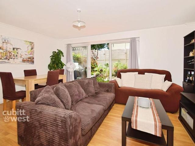 House for rent in Chichester, Littlecote