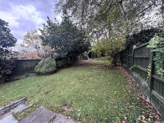 House for rent in Hale End, Greater London