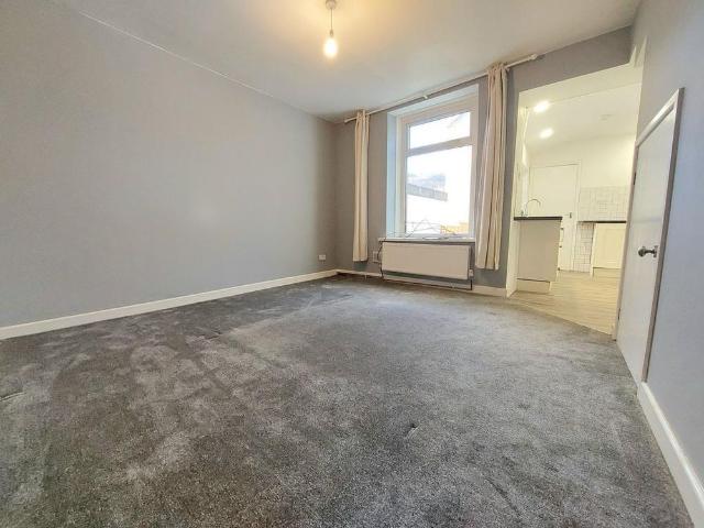House for rent in Penygraig, Wales