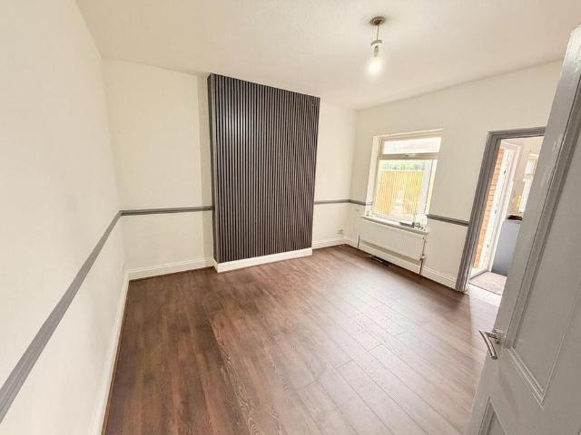House for rent in Caldermill, East Midlands