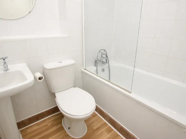 House for rent in London Borough of Croydon, Shirley
