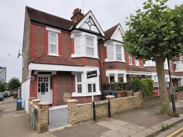 House for rent in Lane, Greater London