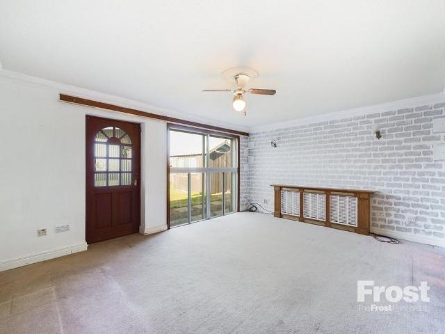 House for rent in Stanwell, Spelthorne