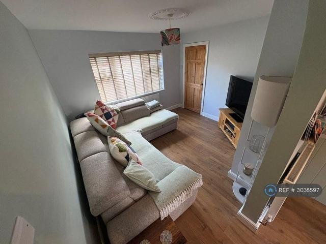 House for rent in Upton-by-Chester, Two Mills