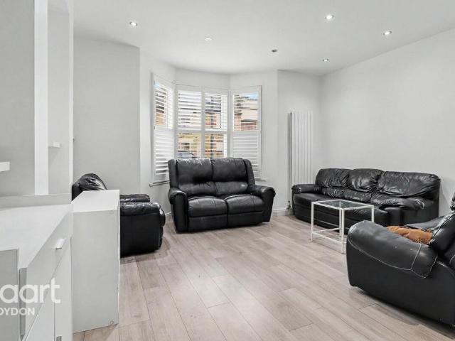 House for rent in London Borough of Croydon, Greater London
