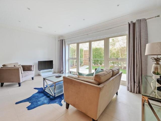 House for rent in Swallow, Buckinghamshire