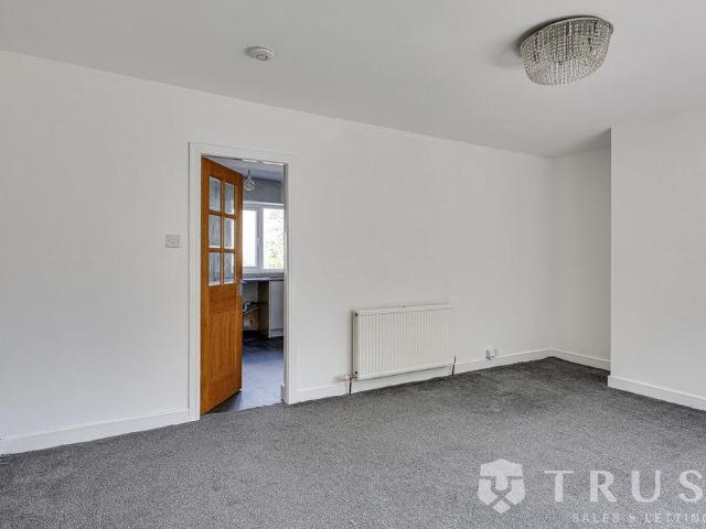 House for rent in Batley, West Yorkshire
