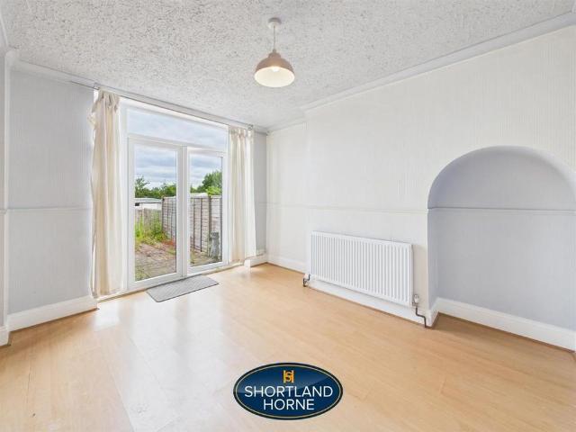 House for rent in Clifford Park, West Midlands