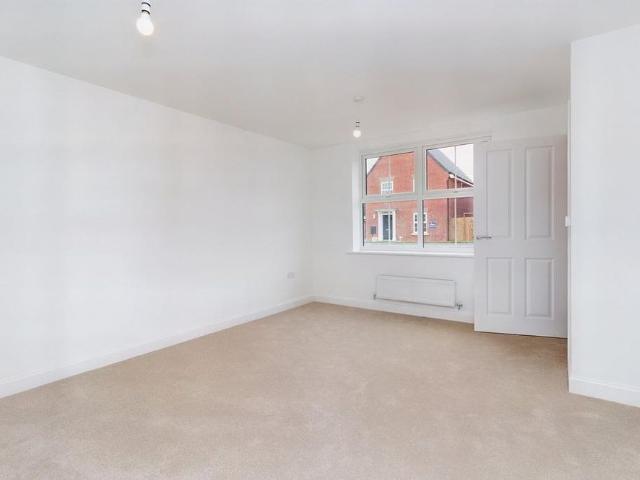 House for rent in Chadsmoor, Staffordshire