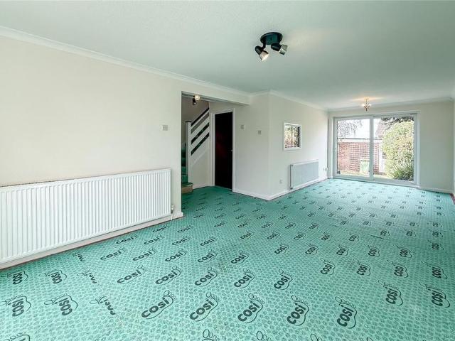 House for rent in Hatching Green, Five Acres