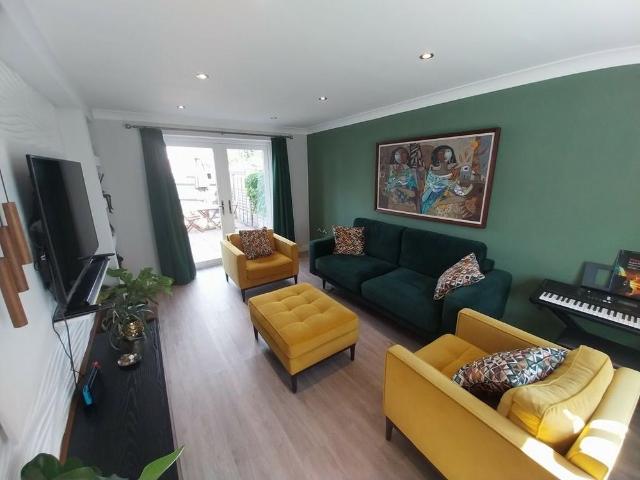 House for rent in The Butts, Kent