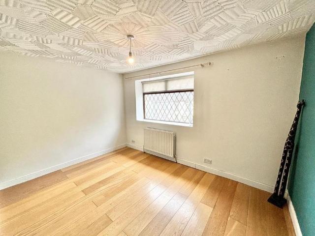 House for rent in Gowerton, Wales
