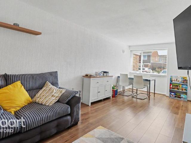 House for rent in Bedford