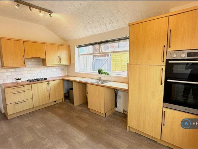 House for rent in Lower Irlam, Salford