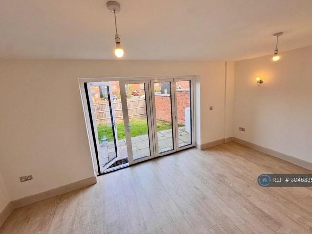 House for rent in Whitchurch