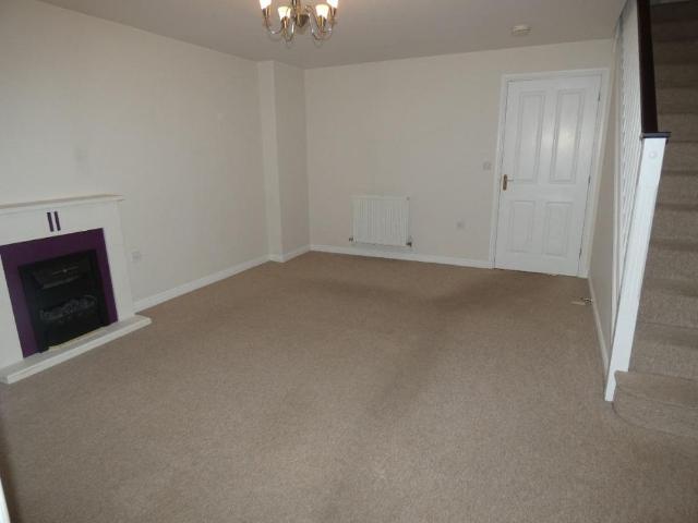 House for rent in Hounsome Fields, Priest Down