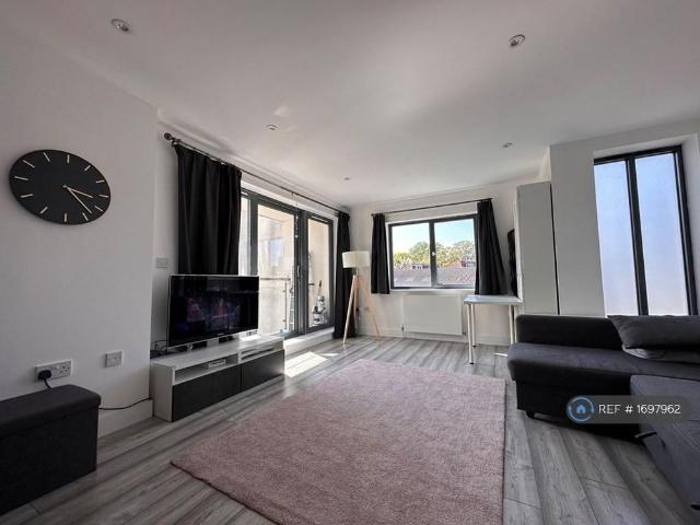 House for rent in London Borough of Lewisham, Greater London
