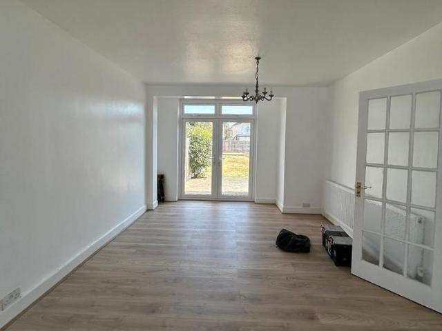 House for rent in Barkingside, Greater London