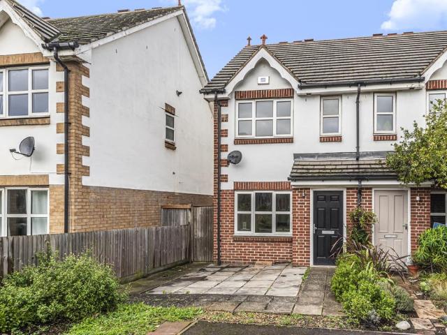 House for rent in East Greenwich, Greater London