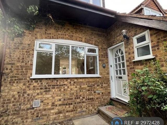 House for rent in Colindale, Greater London