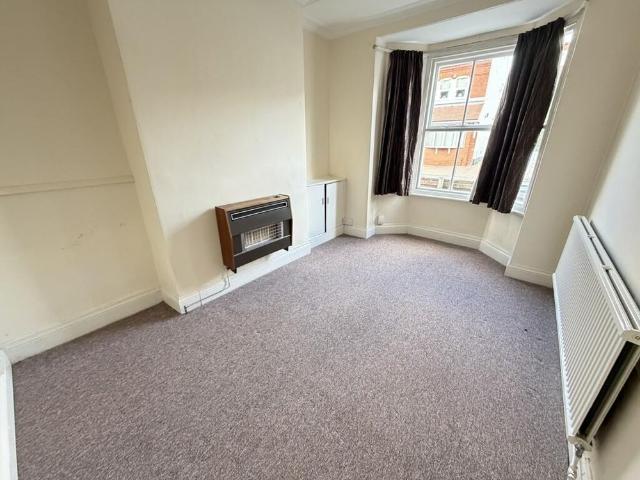 House for rent in Goldthorn Hill, Wolverhampton