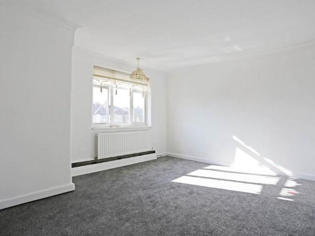 House for rent in Barkingside, Greater London