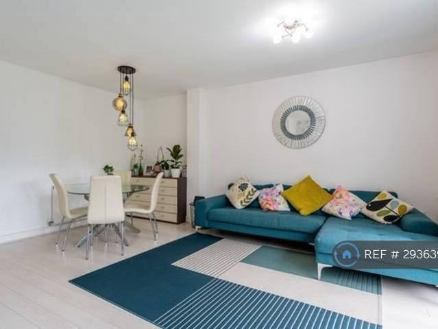 House for rent in Worcester Park, Greater London