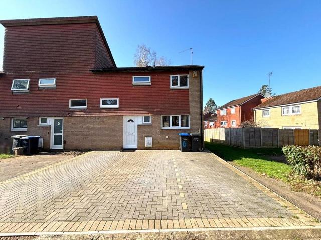 House for rent in Southfields, Northampton