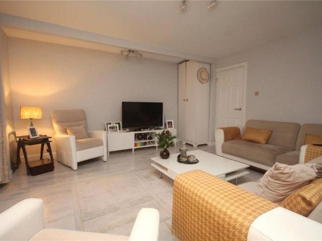 House for rent in Hainault, Greater London