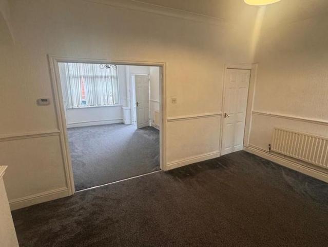 House for rent in Firgrove, Burnedge
