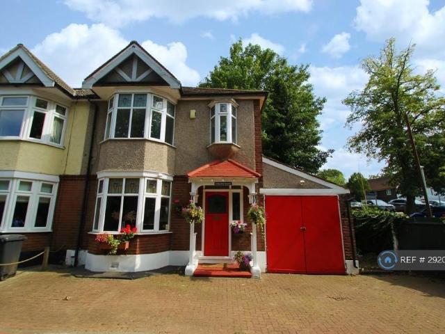House for rent in Chigwell, Epping