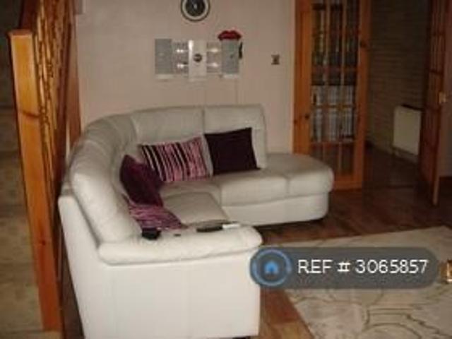 House for rent in Livingston Village, Livingston