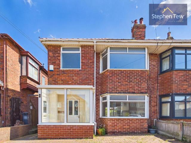 House for rent in Claremont, Blackpool
