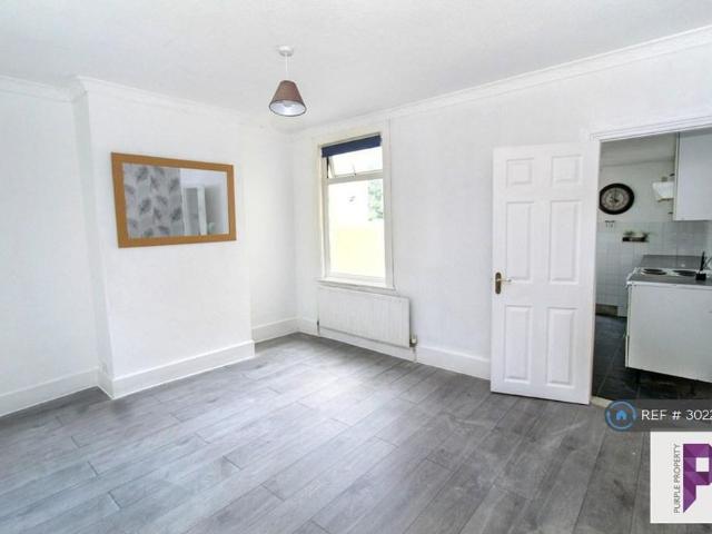 House for rent in Brompton, Gillingham