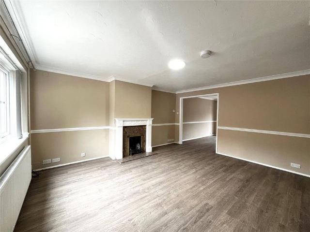 House for rent in College Town, Sandhurst